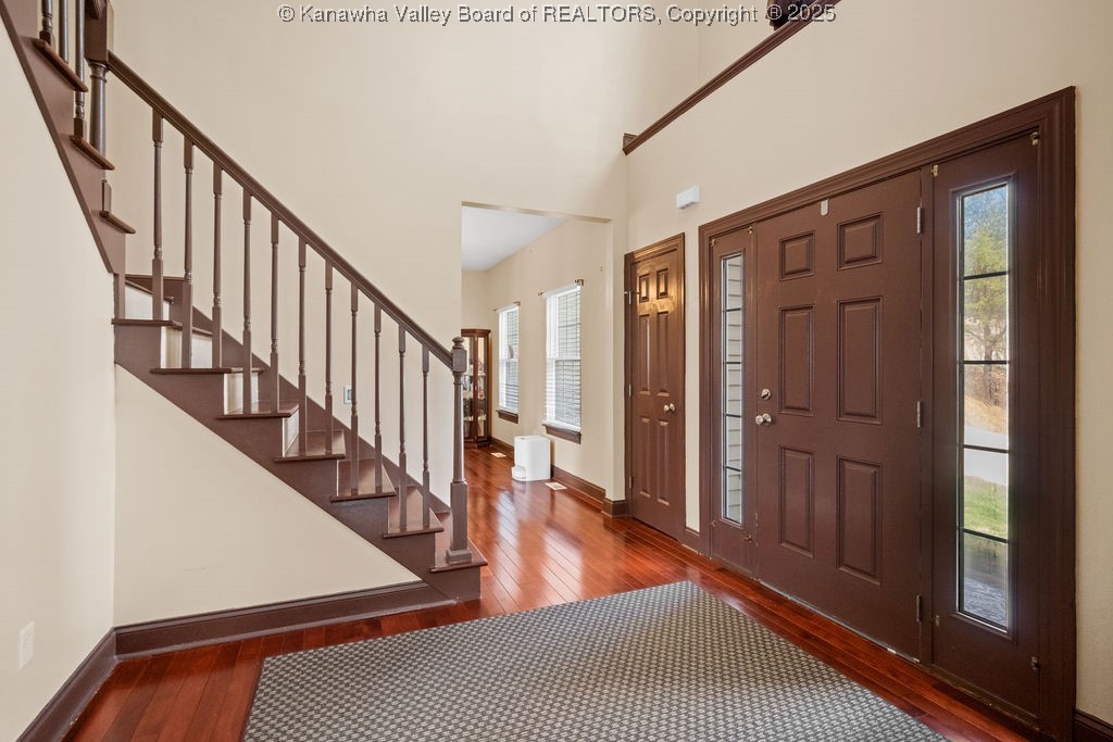 117 Walnut Street Nitro, WV 25143 - Photo 6 of 44 Foyer looking into dining room. Hardwoods throughout