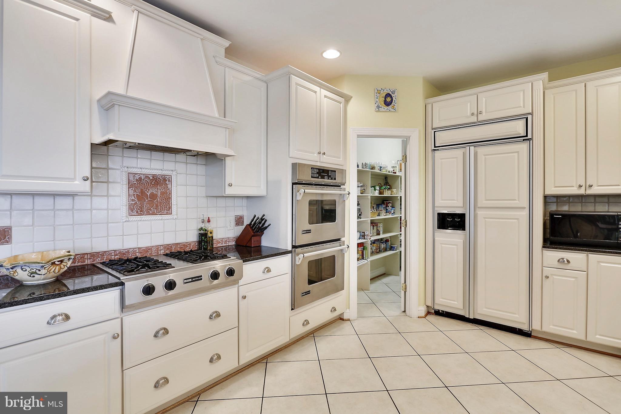 1227 Turkey Point Road Edgewater, MD 21037 - Photo 9 of 30 Jean Air Gas Cooktop/Double Oven. Walk-In Pantry