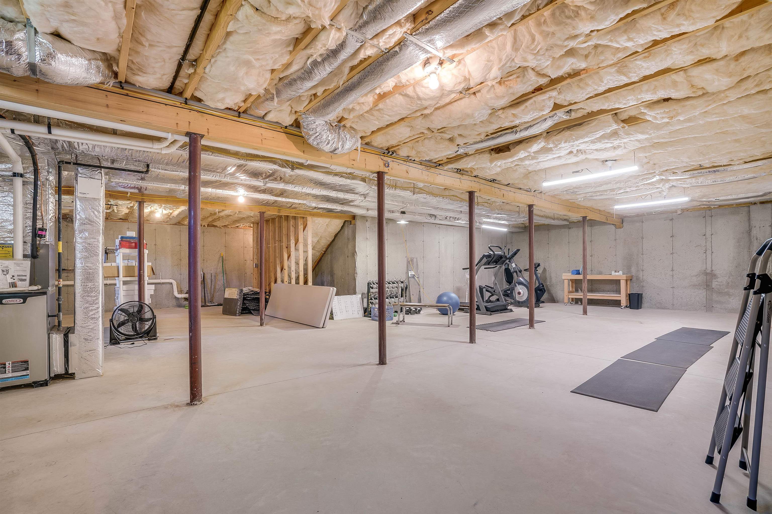 46 Leddy Drive Epping, NH 03042 - Photo 21 of 40