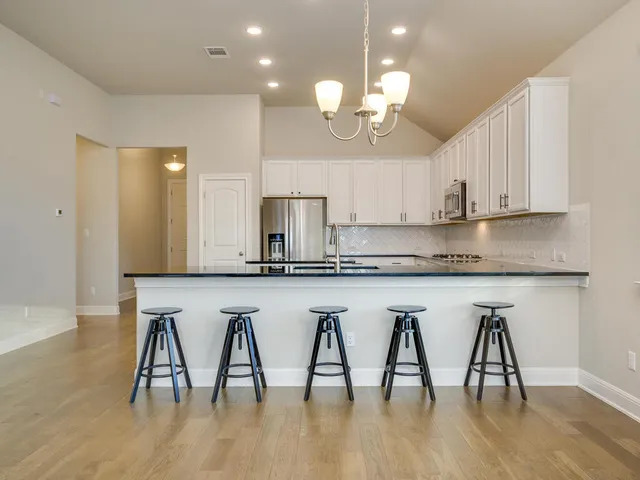 $2,500 | 2905 Coral Valley Drive, Leander, TX 78641