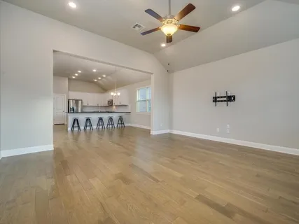 $2,500 | 2905 Coral Valley Drive, Leander, TX 78641