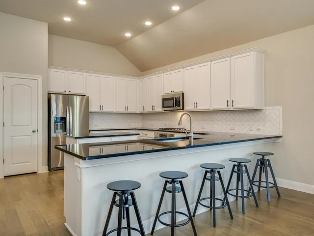 $2,400 | 2905 Coral Valley Drive, Leander, TX 78641