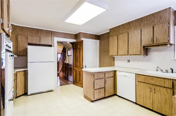 24 Rotherwood Road Newton, MA 02459 - Photo 8 of 16