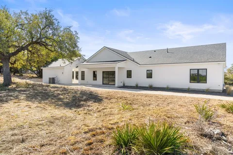 $699,000 | 5 Shilo Circle, Wimberley, TX 78676