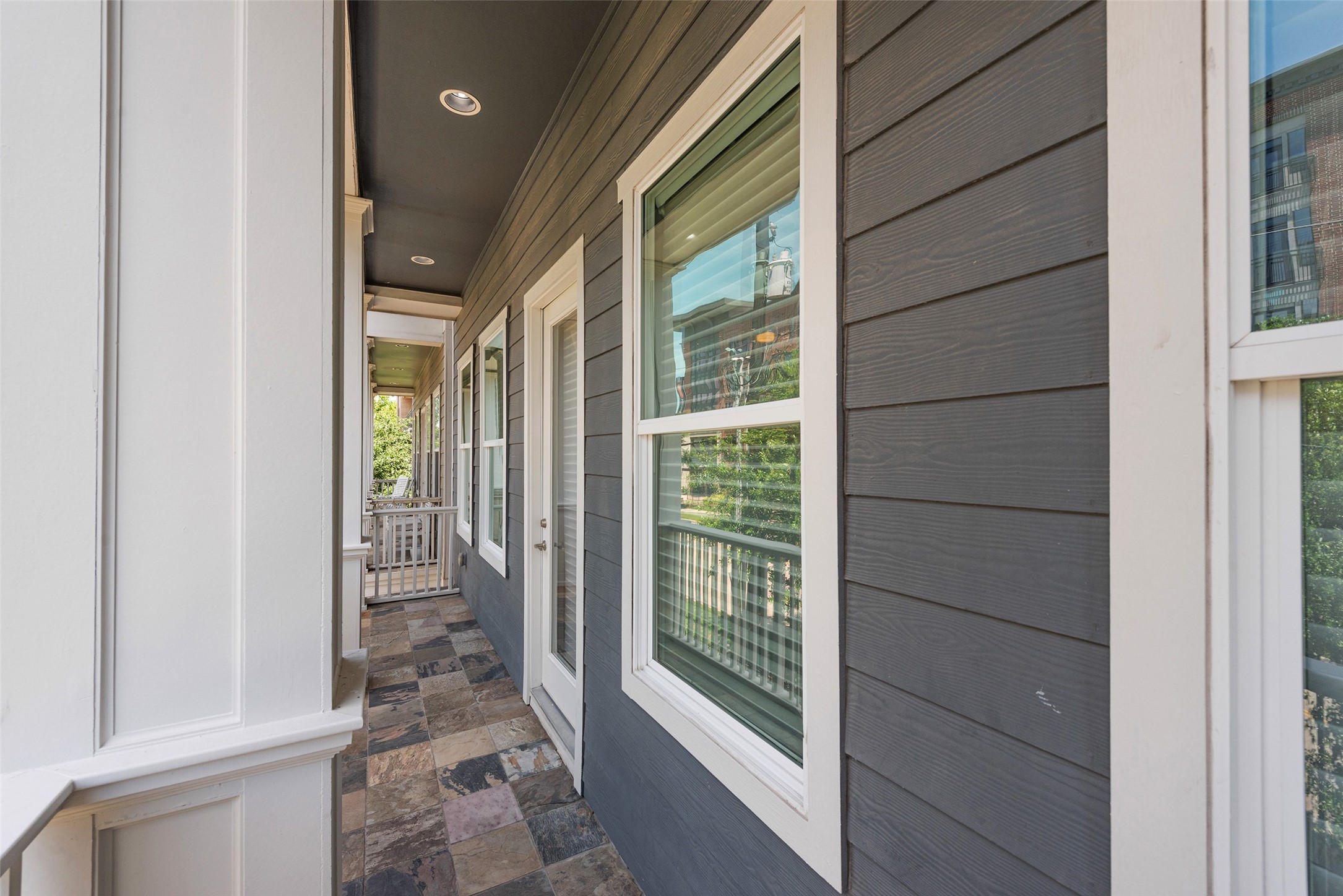 212 West 6th Street Houston, TX 77007 - Photo 31 of 45 a view of front door