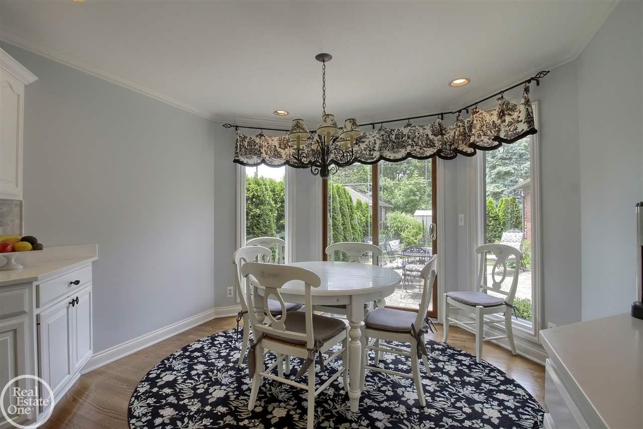 1275 Whittier Road Grosse Pointe Park, MI 48230 - Photo 16 of 42