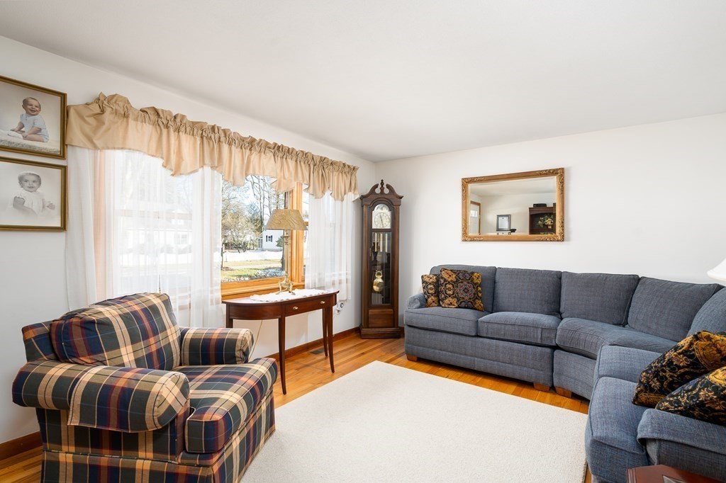 82 Loudville Road Easthampton, MA 01027 - Photo 3 of 42 Gallery Image 3