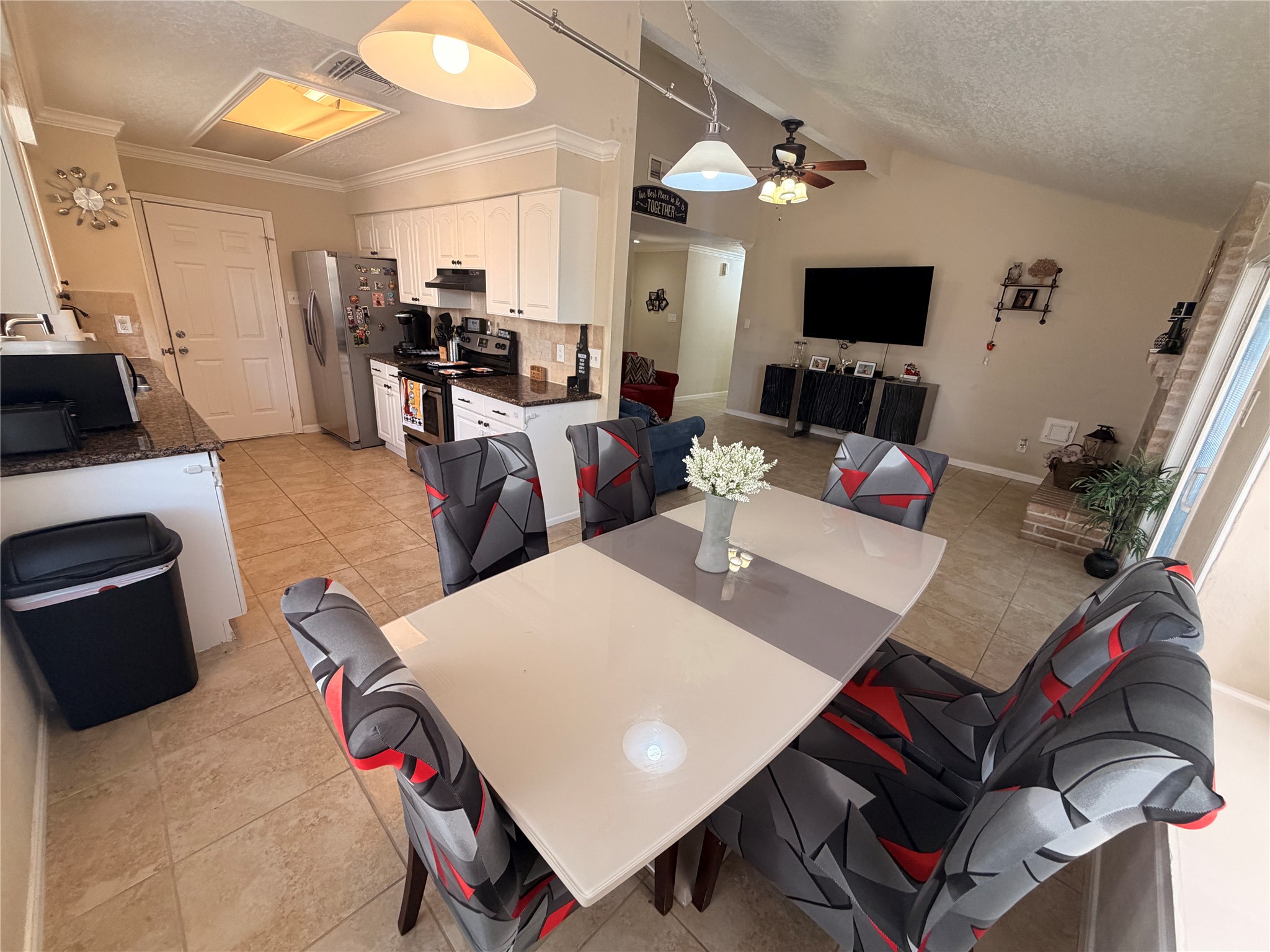 24115 Spring Gum Drive Spring, TX 77373 - Photo 7 of 25 Gallery Image 7