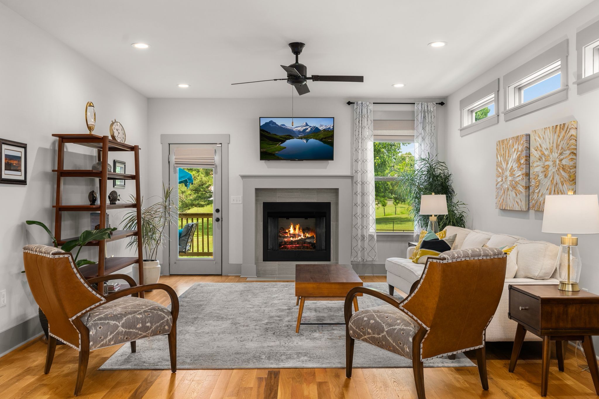 2660 Barclay Drive, Unit B Nashville, TN 37206 - Photo 5 of 29 a living room with furniture and a fireplace