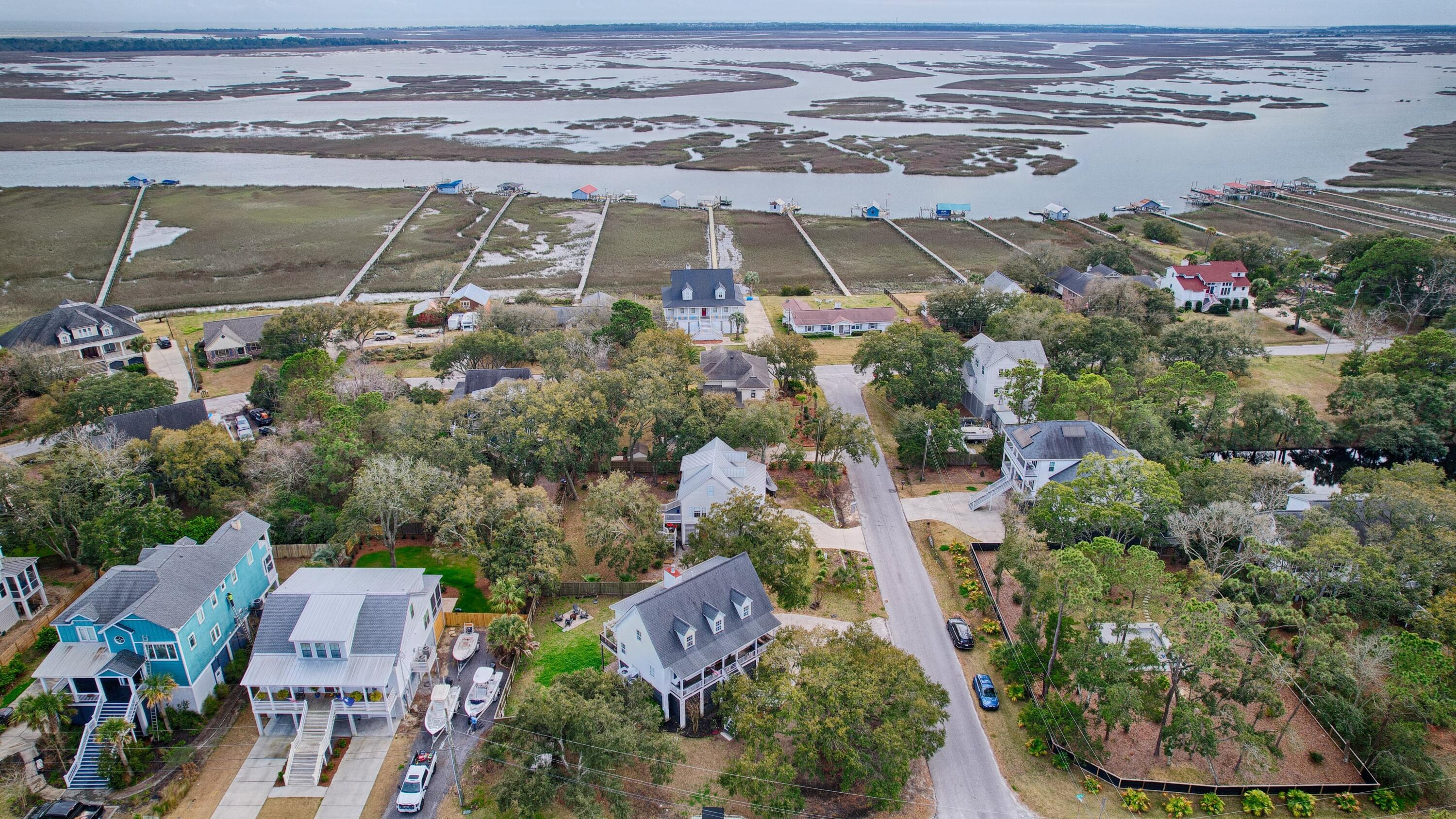 1124 Galleon Road Charleston, SC 29412 - Photo 3 of 60 dji_fly_20240305_154506_13_1709673256935