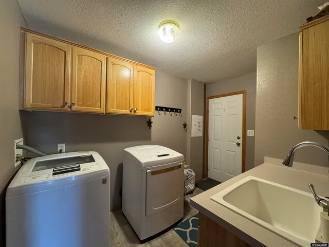 $595,000 | 590 Burma Road, Shoshoni, WY 82649