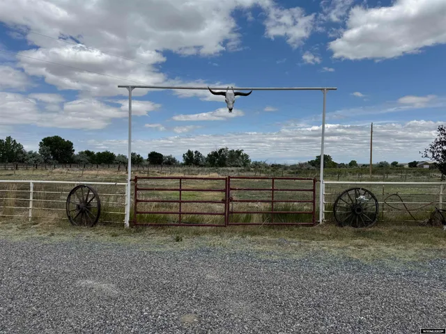 $595,000 | 590 Burma Road, Shoshoni, WY 82649