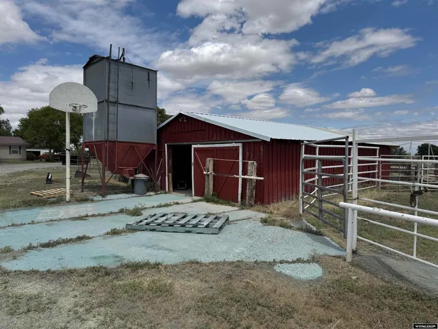 $595,000 | 590 Burma Road, Shoshoni, WY 82649