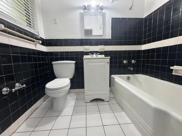 $1,425 | 100 Isle Of Venice Drive, Unit 13, Fort Lauderdale, FL 33301