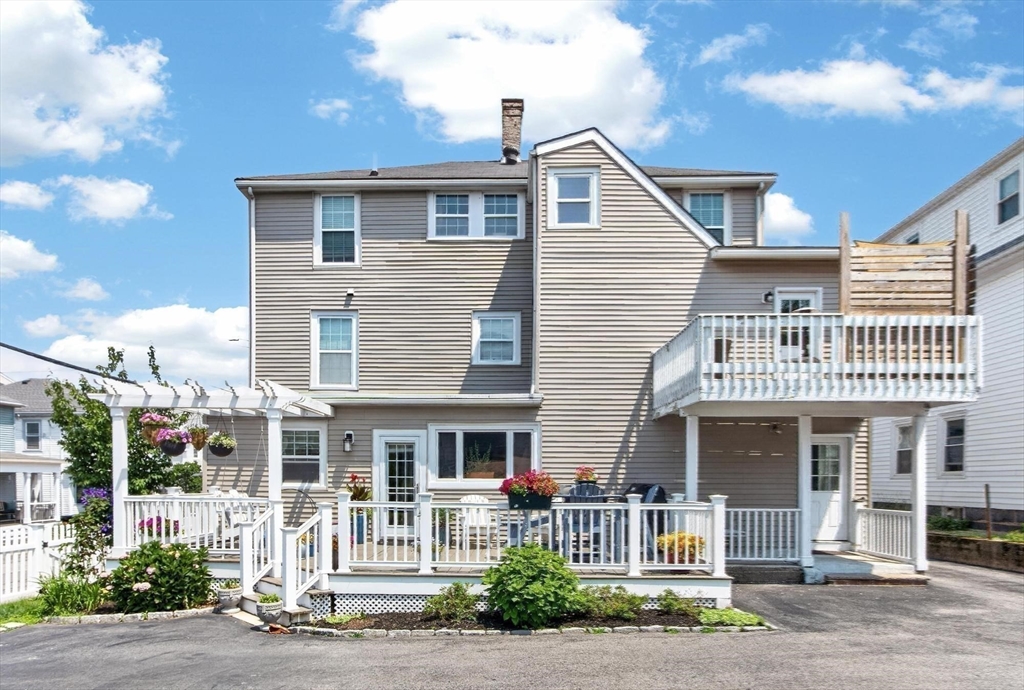 32 Arthur Street, Unit 2 Beverly, MA 01915 - Photo 35 of 36