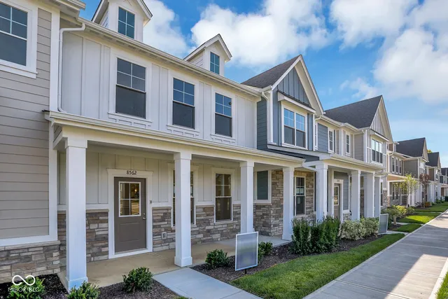 $259,000 | 8562 Goldfinch Road, Brownsburg, IN 46112