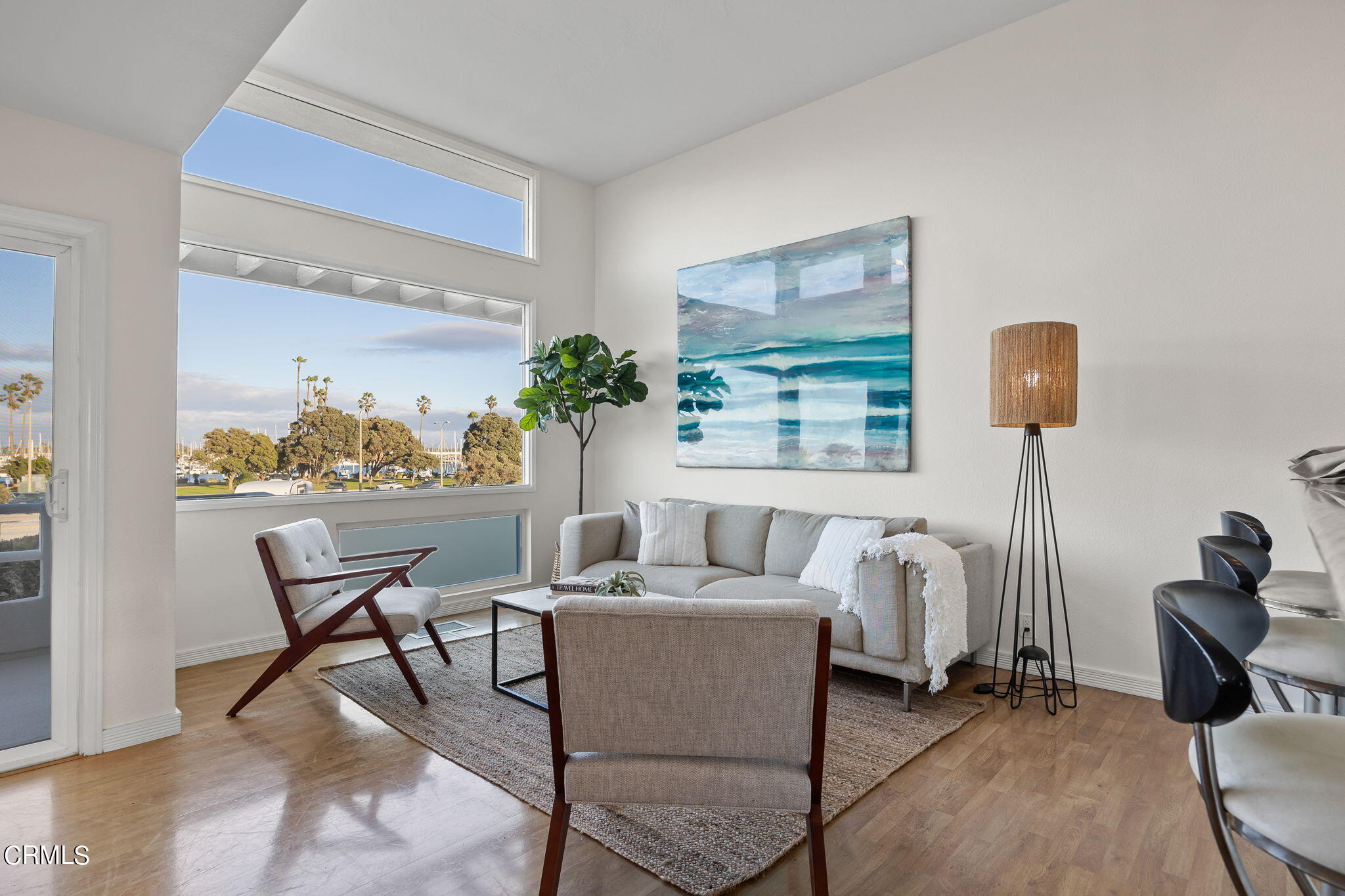3547 Sunset Lane Oxnard, CA 93035 - Photo 9 of 24 a living room with furniture and a potted plant