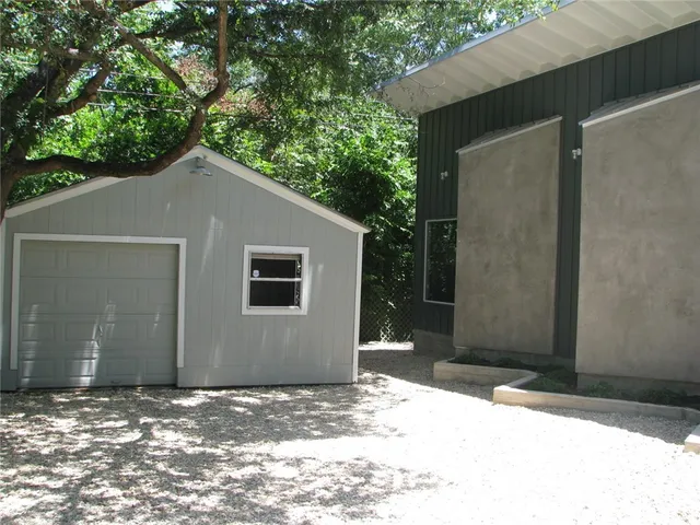 $4,400 | 1024 Ellingson Lane, Austin, TX 78751