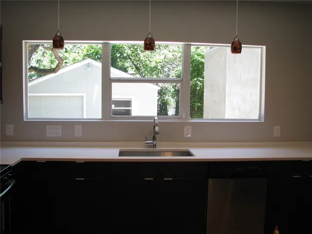 $4,400 | 1024 Ellingson Lane, Austin, TX 78751