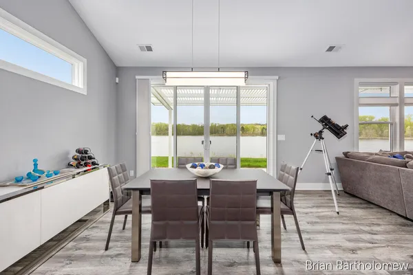 $675,000 | 2930 Isle Water Drive, Belmont, MI 49306