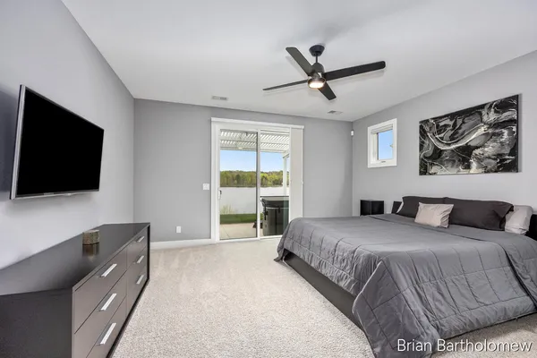 $675,000 | 2930 Isle Water Drive, Belmont, MI 49306