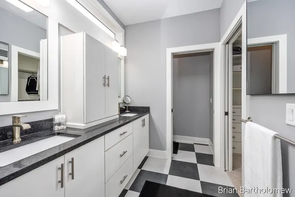 $675,000 | 2930 Isle Water Drive, Belmont, MI 49306