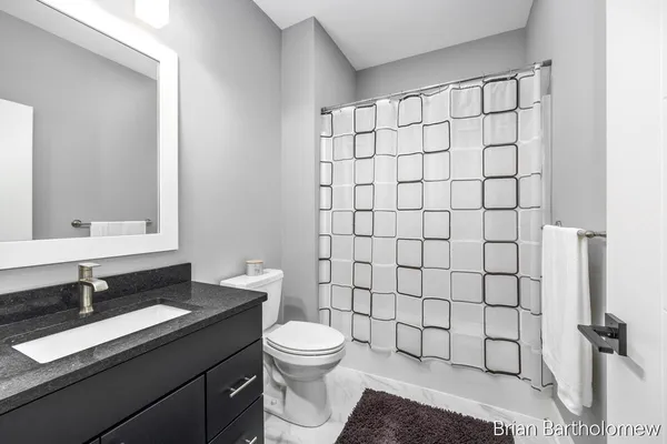 $675,000 | 2930 Isle Water Drive, Belmont, MI 49306
