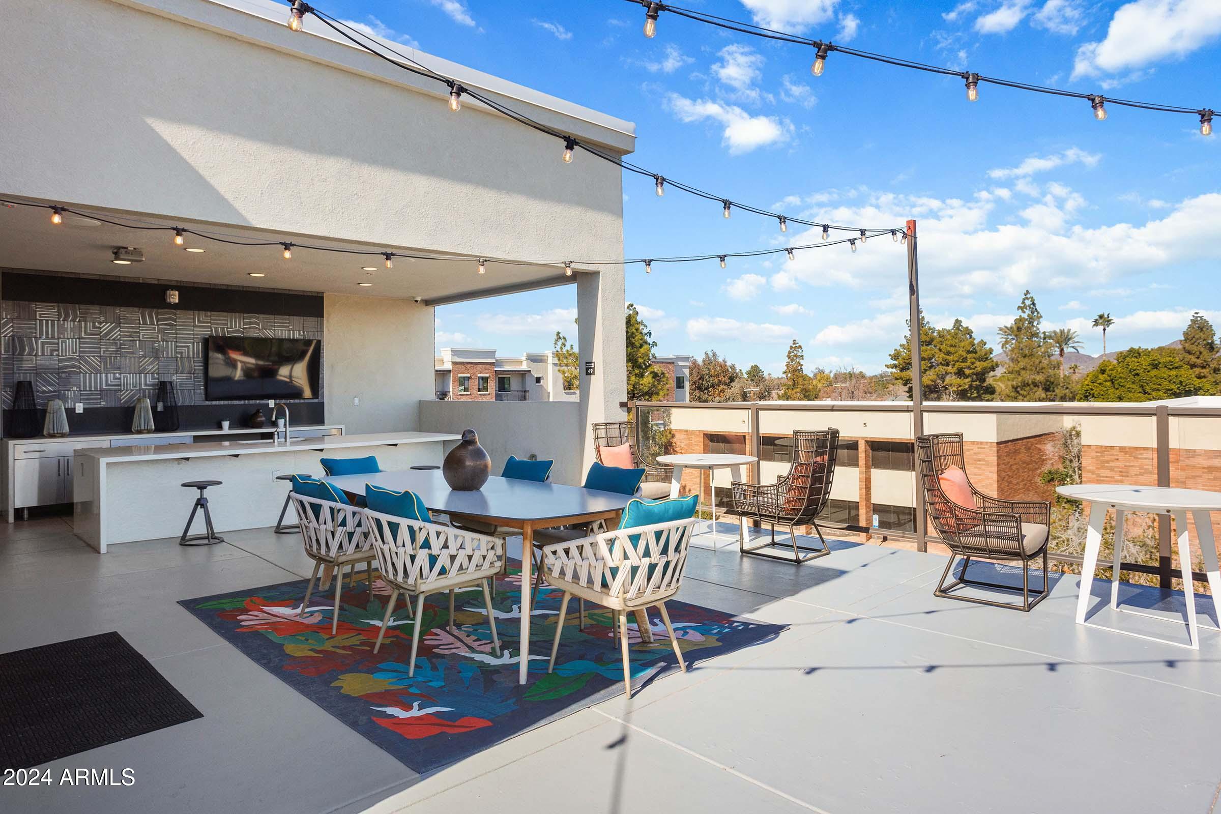 777 East Stella Lane, Unit C1 Phoenix, AZ 85014 - Photo 19 of 34 Rooftop