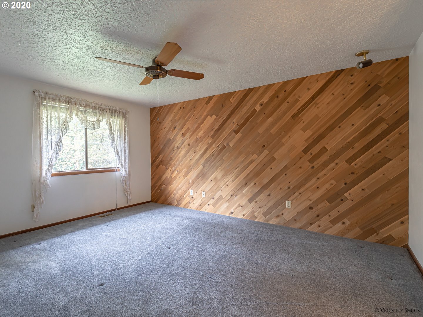 21929 South Clear Creek Road Estacada, OR 97023 - Photo 14 of 20 Gallery Image 14