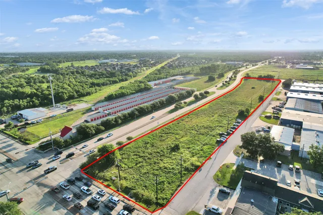 $1,500,000 | 3815 Alice Street, Pearland, TX 77581