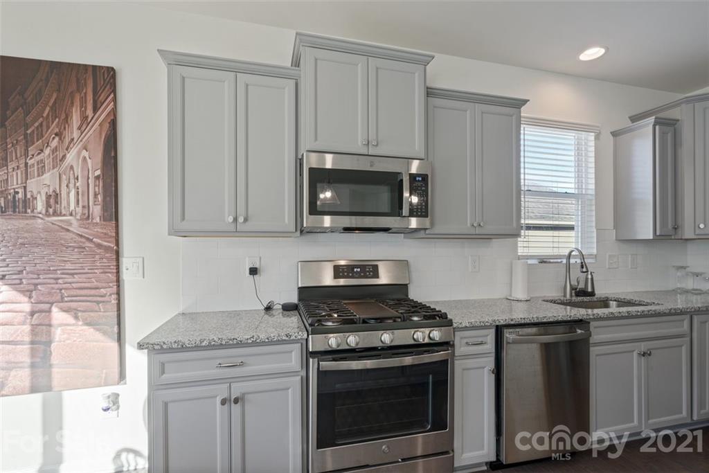 7123 Chrysanthemum Road Lancaster, SC 29720 - Photo 4 of 29 Gallery Image 4