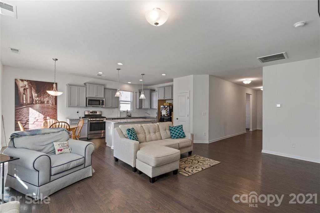 7123 Chrysanthemum Road Lancaster, SC 29720 - Photo 7 of 29 Gallery Image 7