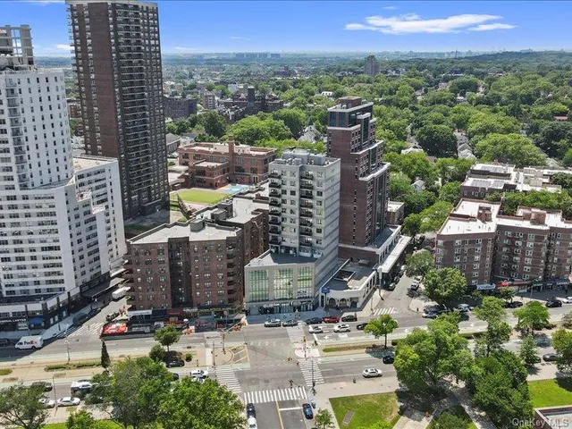 $609,472 | 124-28 Queens Boulevard, Unit 12C | Kew Gardens