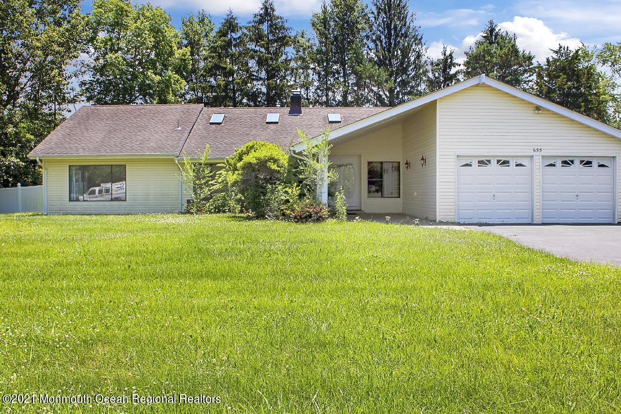 655 Elton Adelphia Road Freehold, NJ 07728 - Photo 2 of 35 Front
