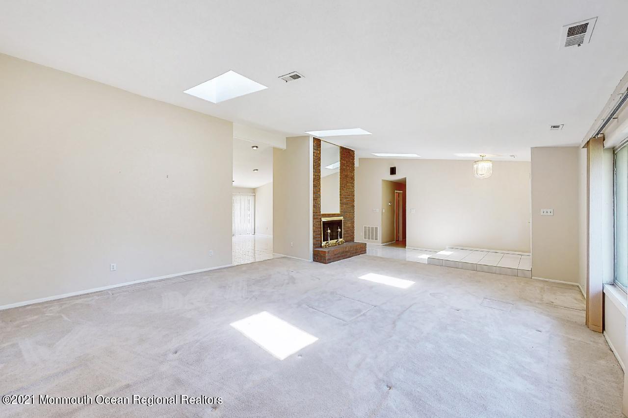 655 Elton Adelphia Road Freehold, NJ 07728 - Photo 14 of 35 Living Room