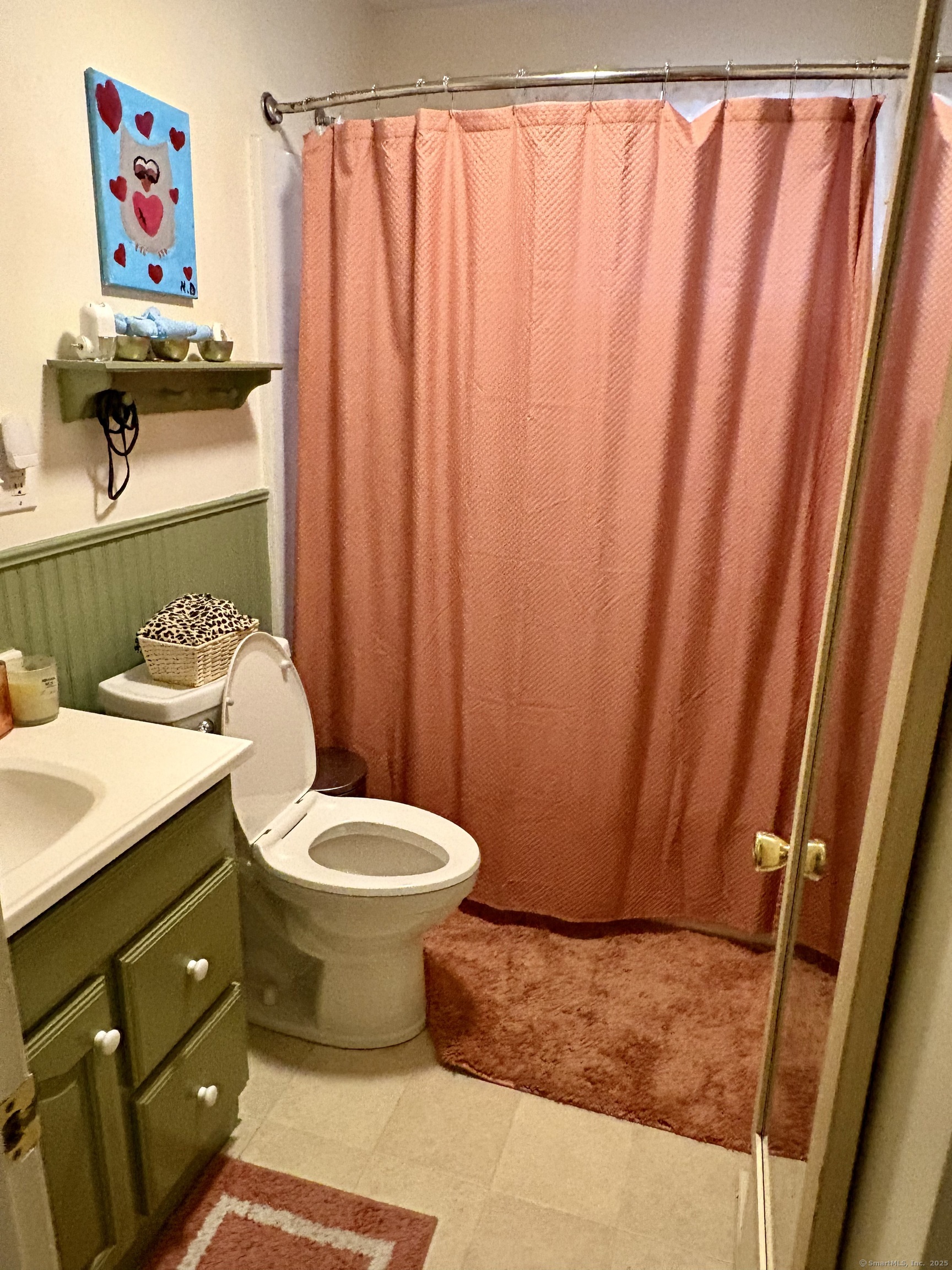 198 Mildred Road Meriden, CT 06450 - Photo 5 of 16