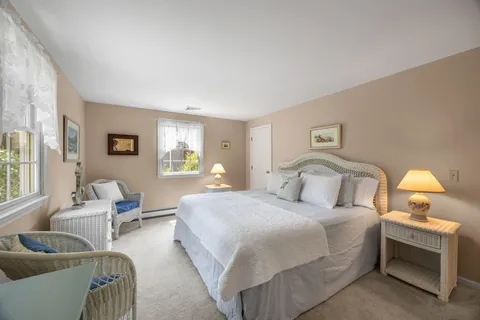 $985,000 | 33 Jeanette Road, Chatham, MA 02633