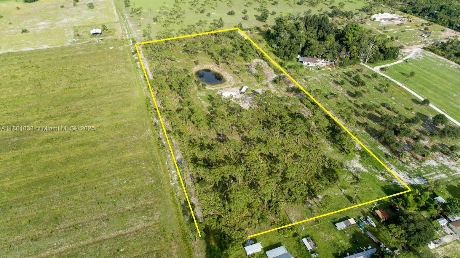 0 Summerall Road LaBelle, FL 33935 - Photo 6 of 7 a bathroom with a shower