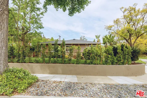 $1,899,000 | 1315 Lomay Place, Pasadena, CA 91103