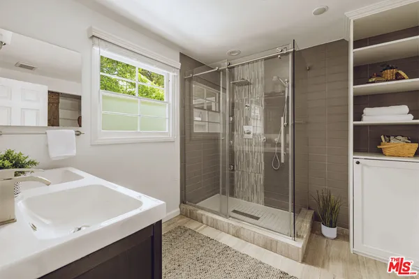$1,899,000 | 1315 Lomay Place, Pasadena, CA 91103