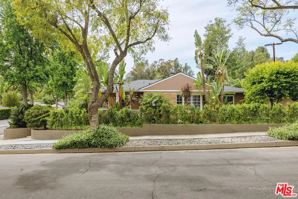 $1,899,000 | 1315 Lomay Place, Pasadena, CA 91103