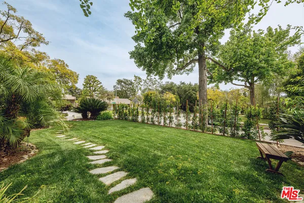 $1,899,000 | 1315 Lomay Place, Pasadena, CA 91103