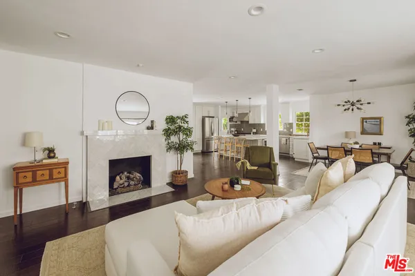 $1,899,000 | 1315 Lomay Place, Pasadena, CA 91103