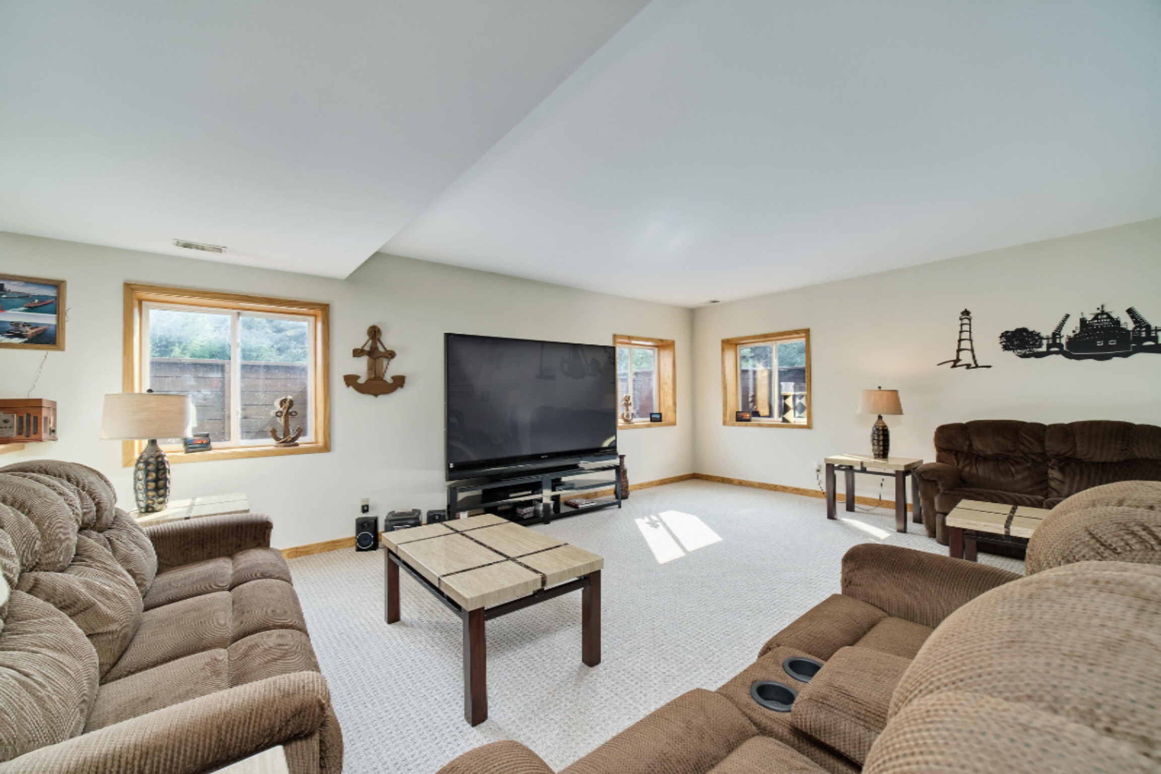 1453 Merkey Road West Manistee, MI 49660 - Photo 21 of 79 Family Room