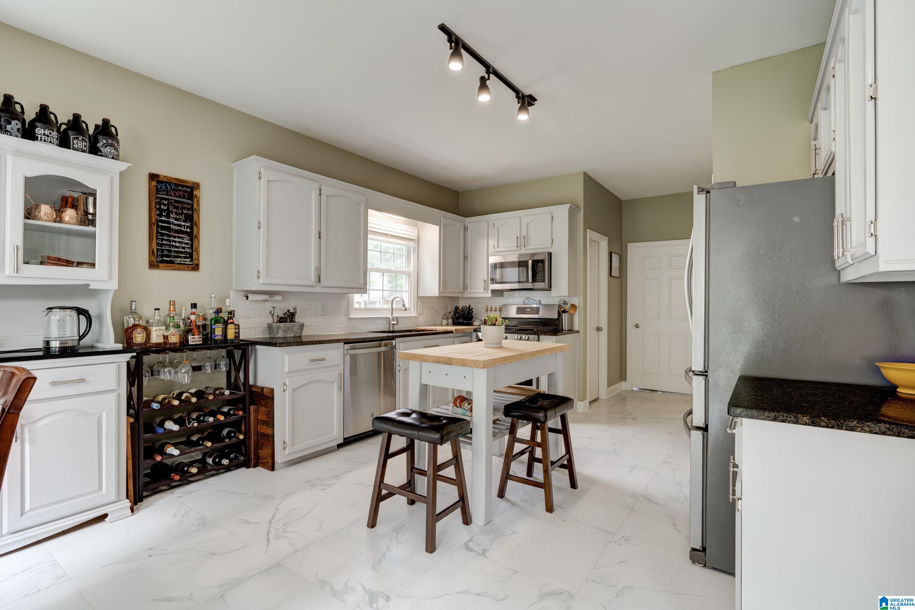 1110 Saddlebrook Road Birmingham, AL 35210 - Photo 15 of 47