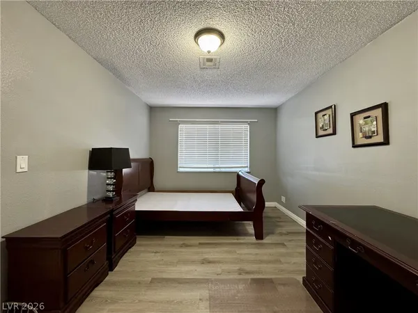 $1,700 | 6224 Meadow Haven Lane, Las Vegas, NV 89103