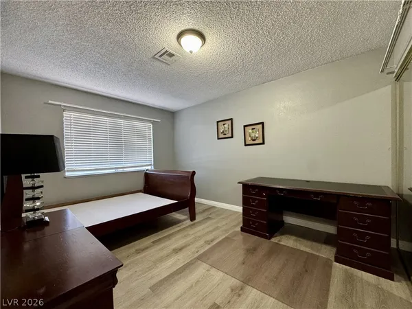 $1,700 | 6224 Meadow Haven Lane, Las Vegas, NV 89103