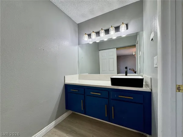 $1,700 | 6224 Meadow Haven Lane, Las Vegas, NV 89103