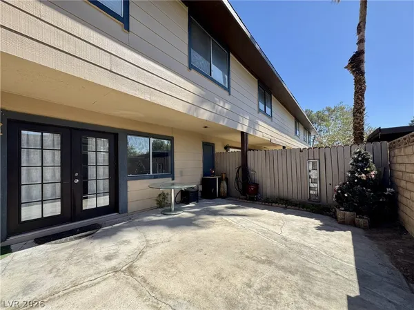 $1,700 | 6224 Meadow Haven Lane, Las Vegas, NV 89103