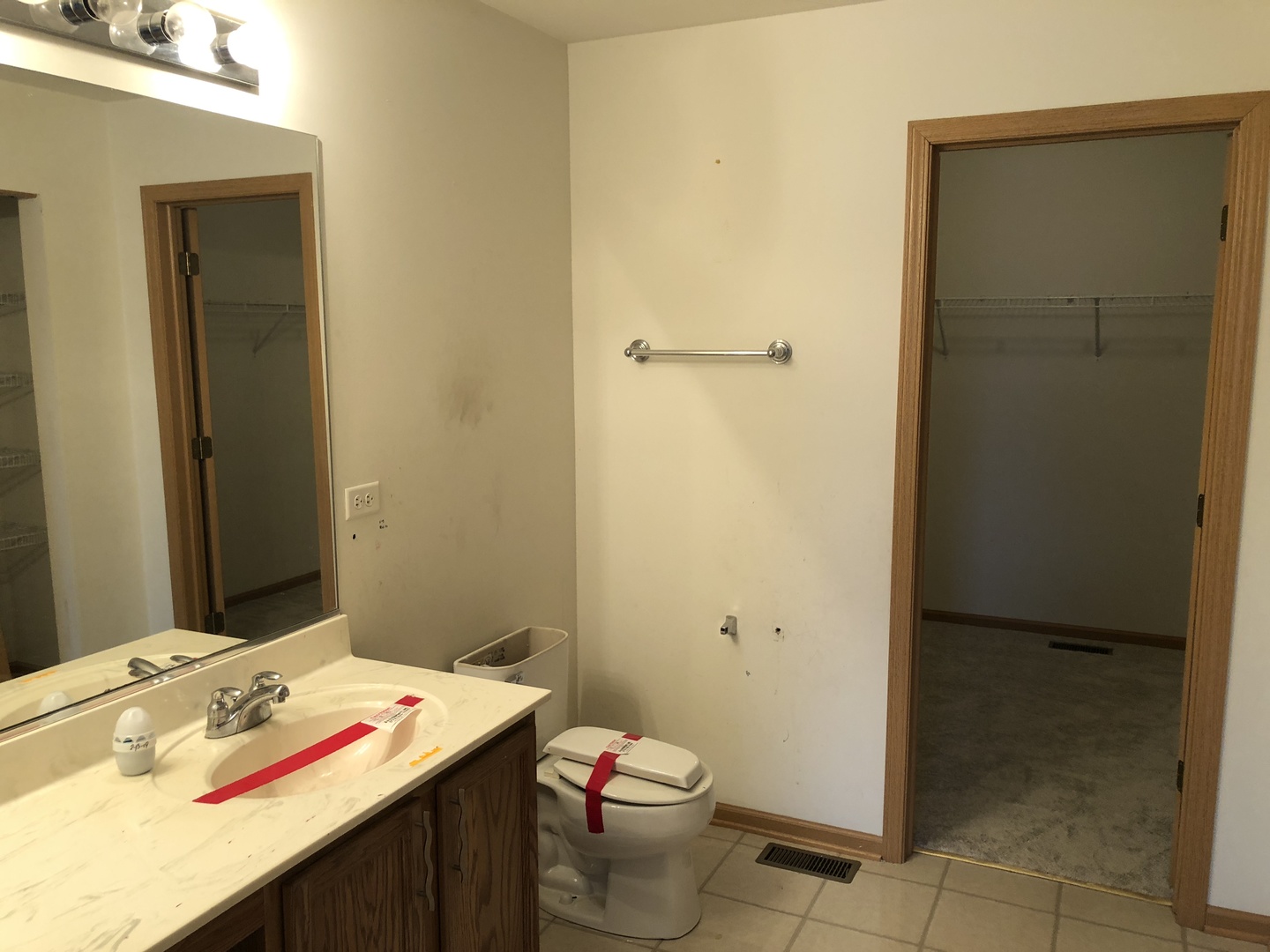 1163 Port Royal Road Pingree Grove, IL 60140 - Photo 7 of 13 Gallery Image 7